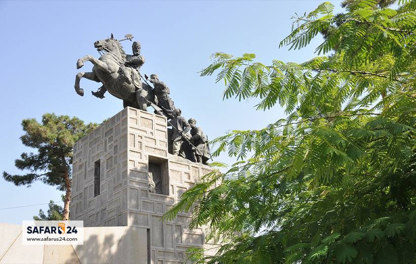 آرامگاه نادرشاه