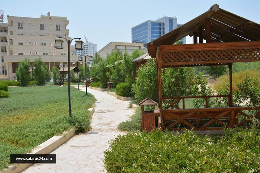 تور کیش از تبریز هتل گامبرون